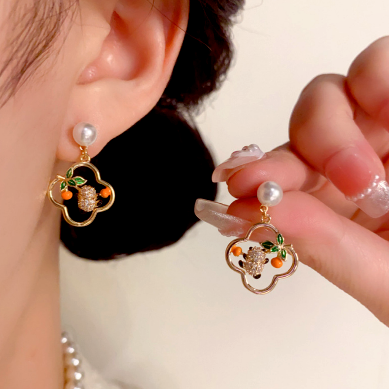 14K Gold-Plated Pearl Four-Leaf Flower Panda Earrings