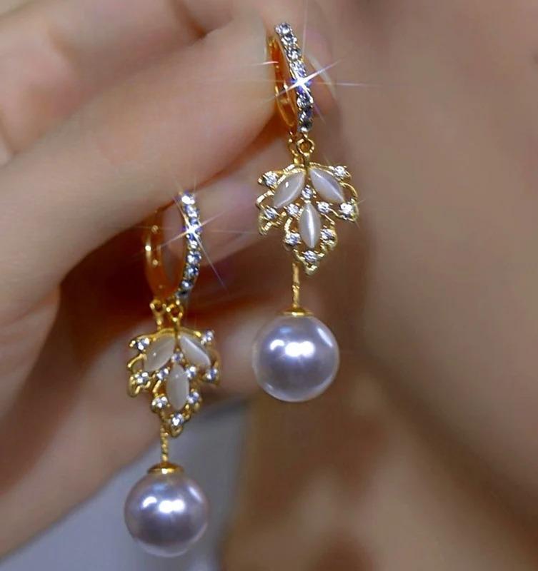 14K Gold-Plated Luxury Design Zircon Diamond Cat's Eye Stone Pearl Earrings